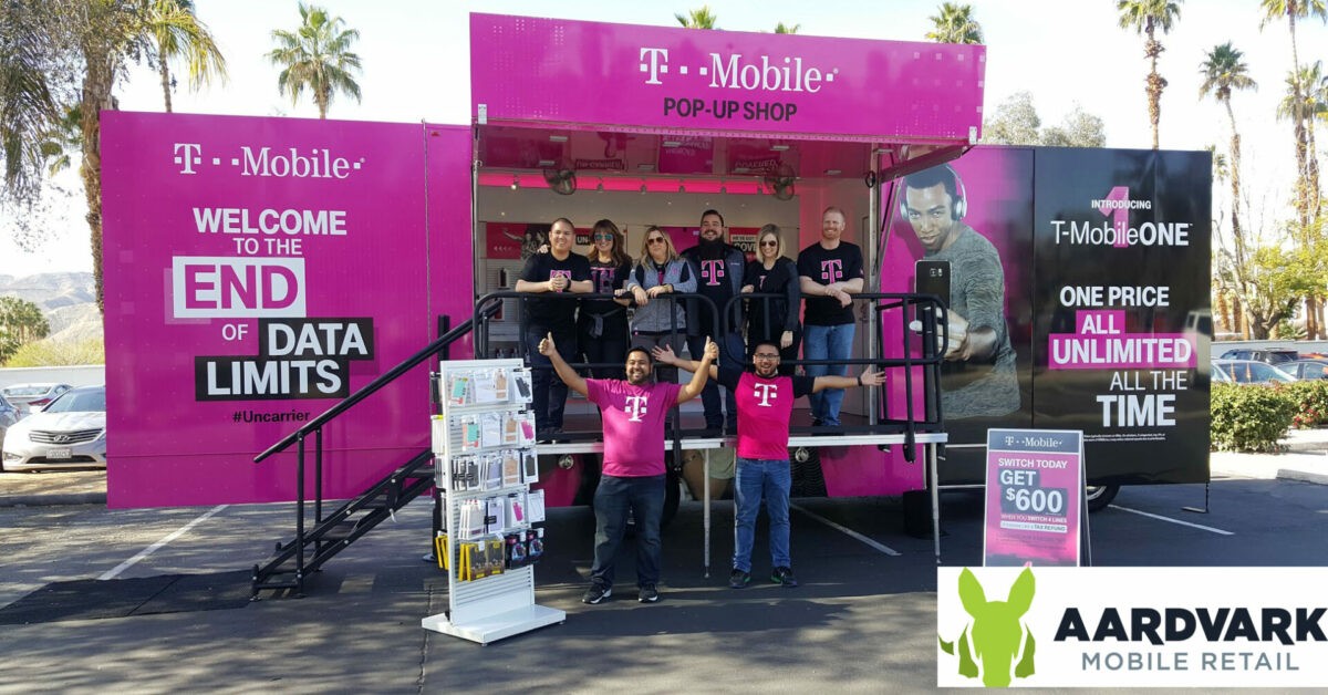 Aardvark Mobile Tours pop-up shop for T-Mobile.