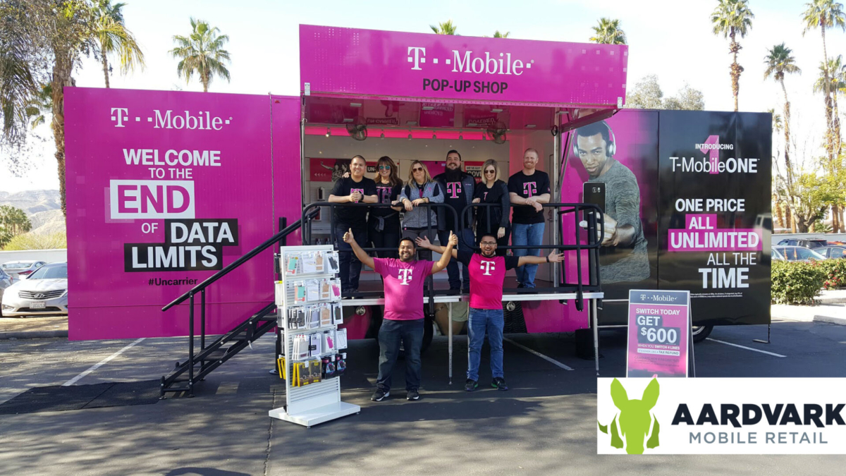 Aardvark Mobile Tours pop-up shop for T-Mobile.