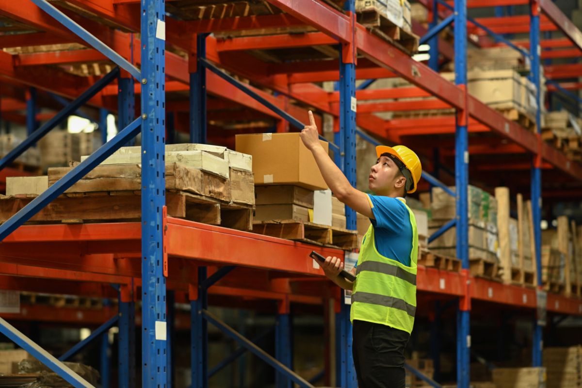 Warehouse employee optimizing materials handling
