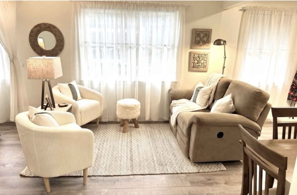 hearts+homes furnished living room